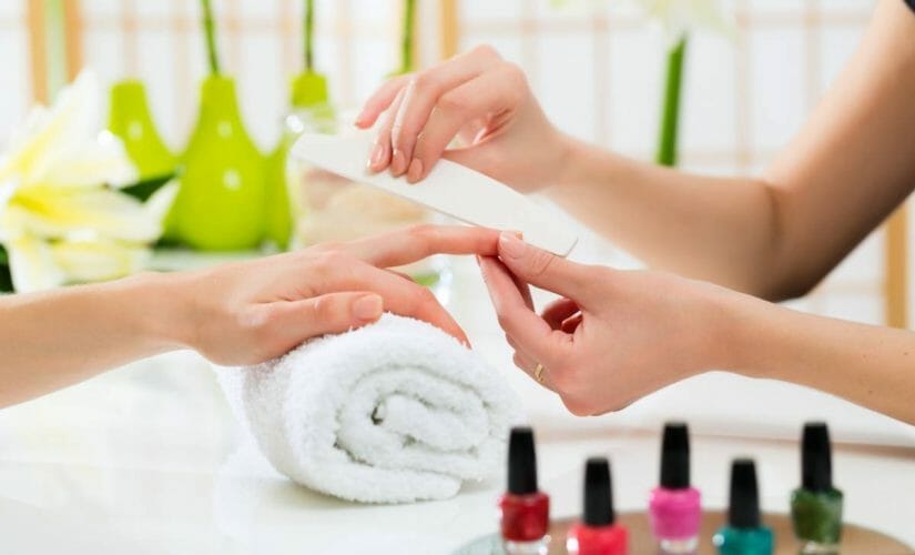 Formation en onglerie : quels débouchés ?