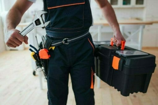 Quel est le salaire d’un plombier à son compte ?