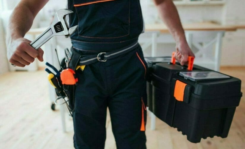 Quel est le salaire d’un plombier à son compte ?