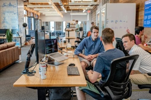 Quelles sont les bonnes raisons de travailler en intérim et quels sont les avantages ?